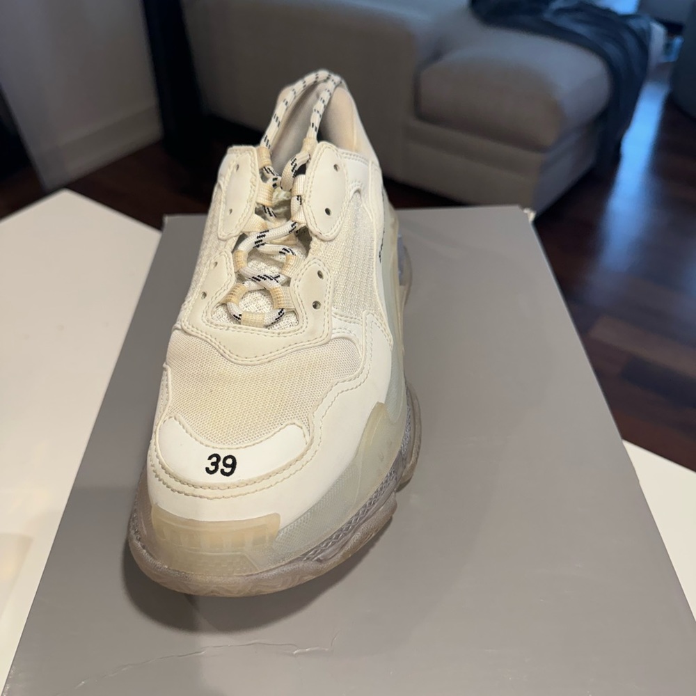 Balenciaga triple S sneaker - clear sole Size 39 - Picture 5 of 11
